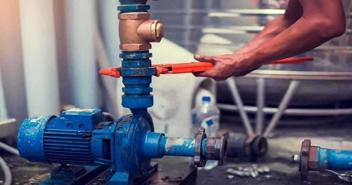 باز بودن شیرهای آب در نقاط مختلف ساختمان از دلایل یکسره کار کردن پمپ